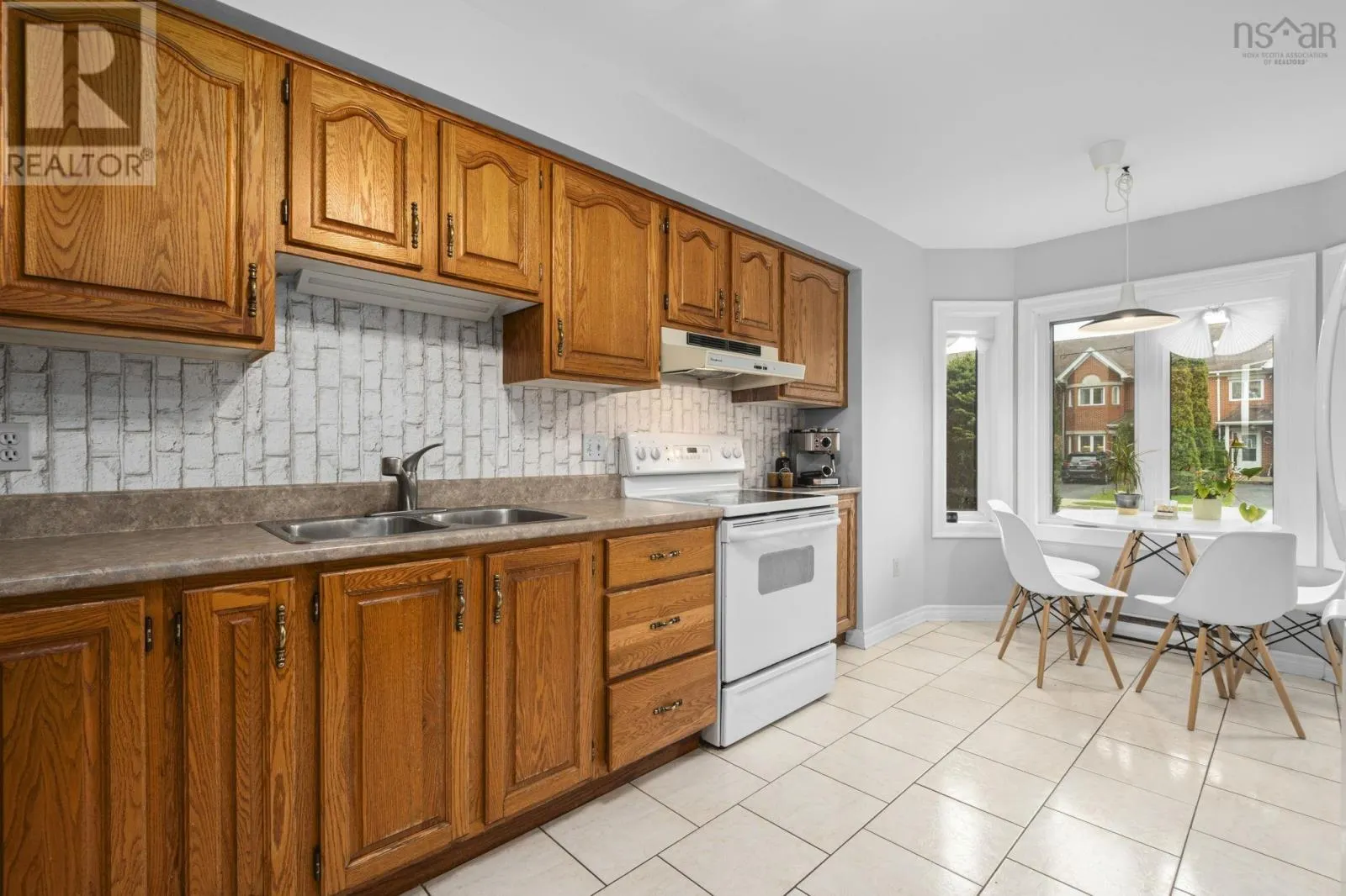 34 Trailwood Place