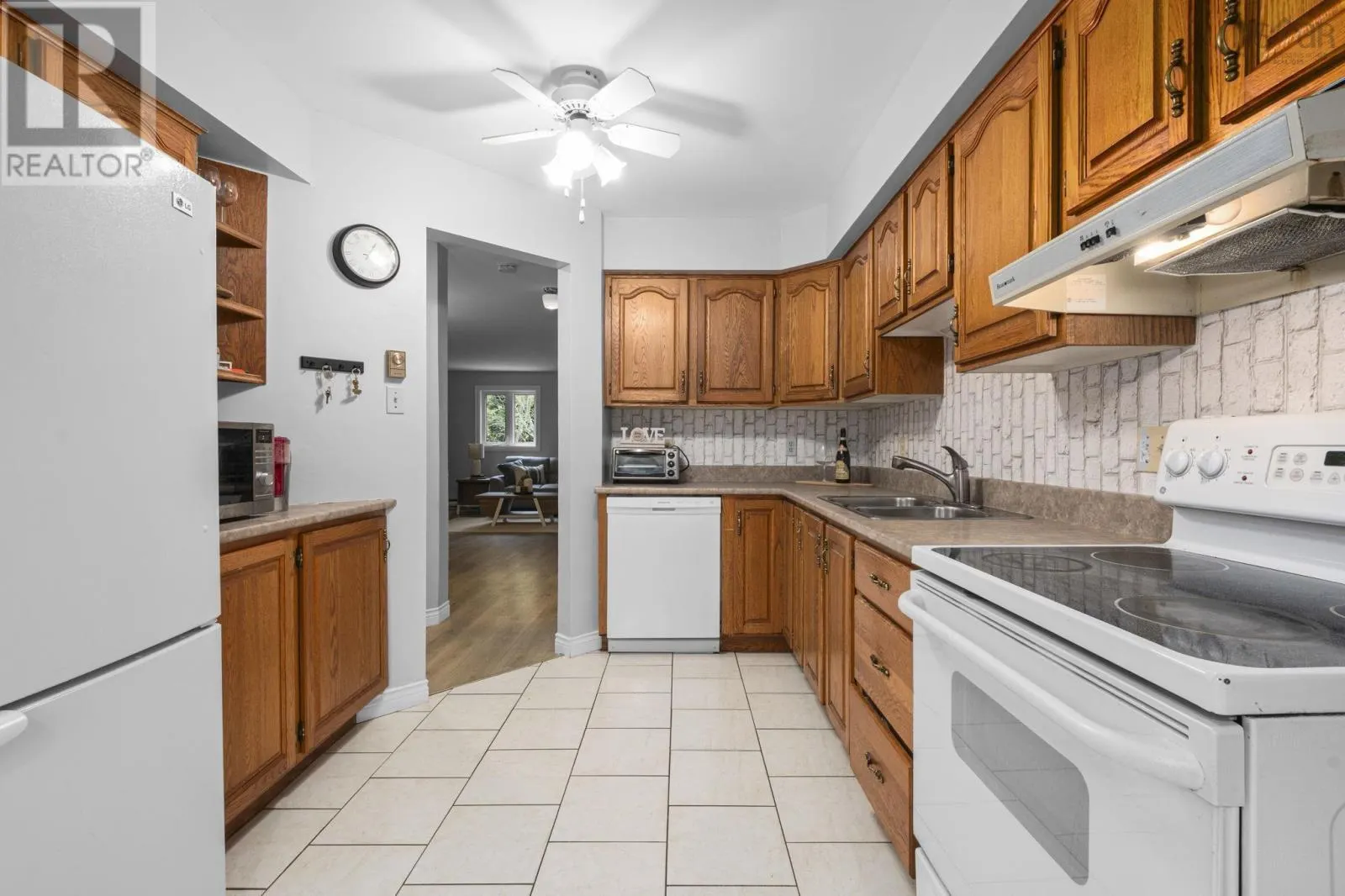 34 Trailwood Place