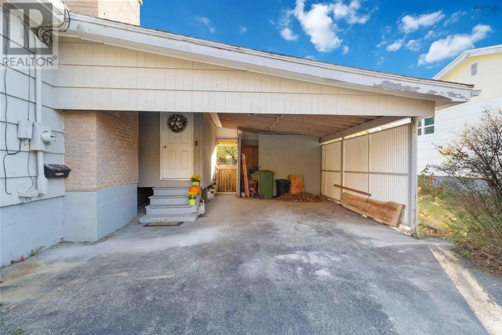 169 Churchill Street