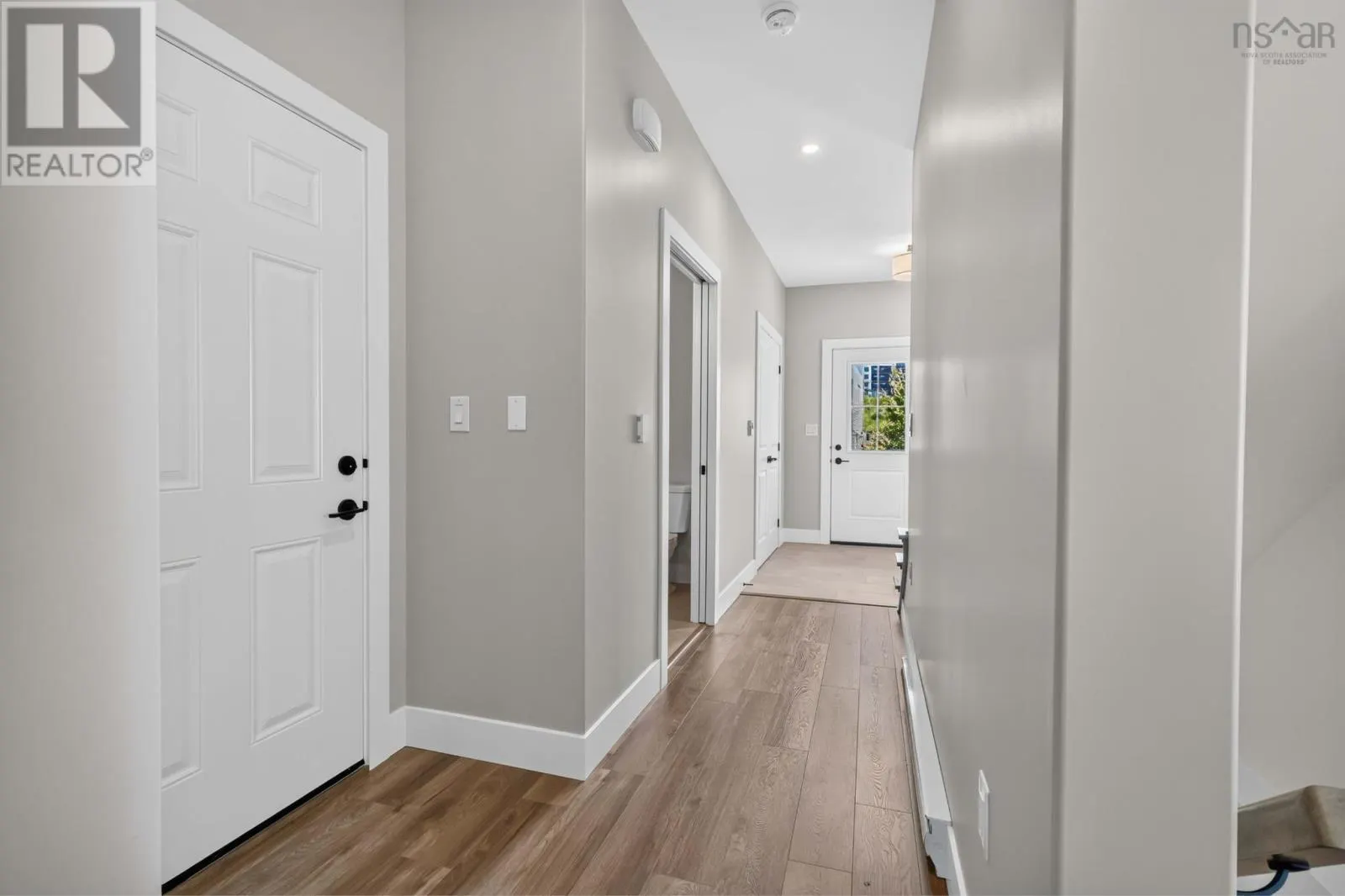 PC-41 33 Pearlgarden Close