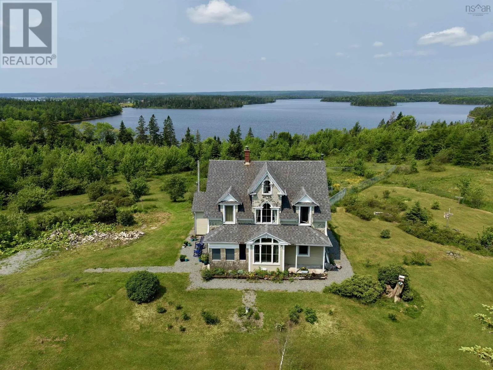 3463 Loch Lomond Rd.