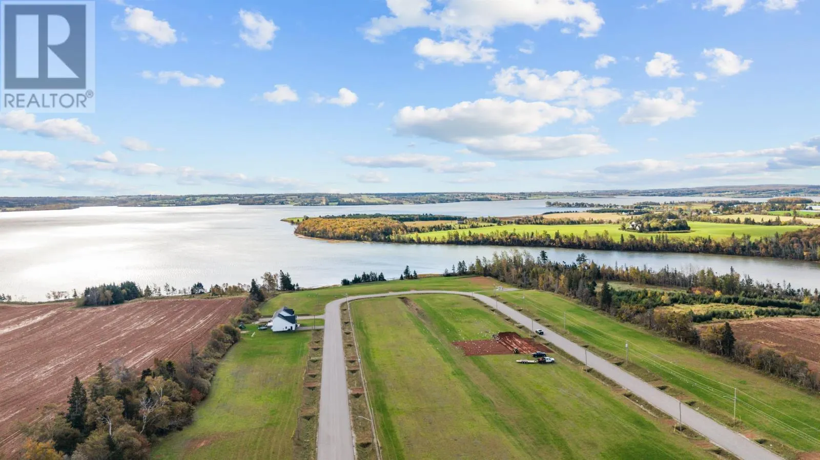 234 Waters Edge Lane Lane SE
