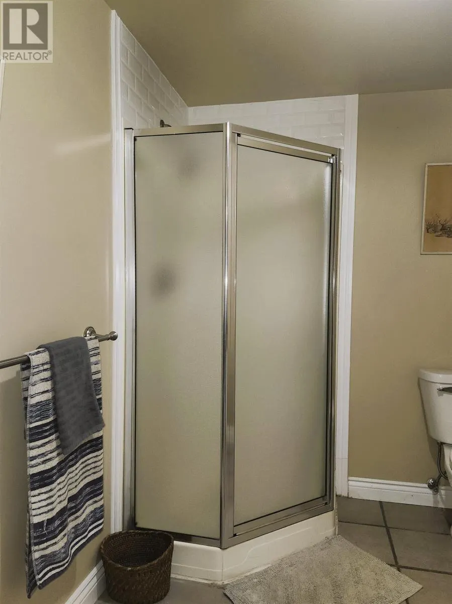 33 MacPhail Park Road