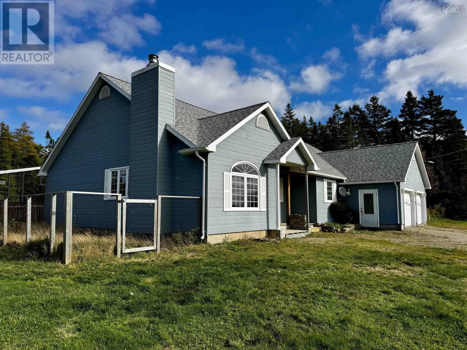 333 Lochside Rd.