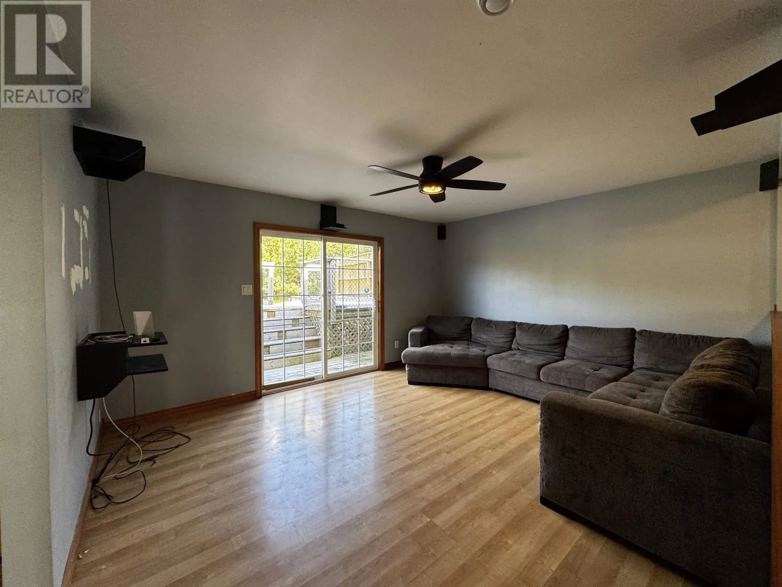 333 Lochside Rd.