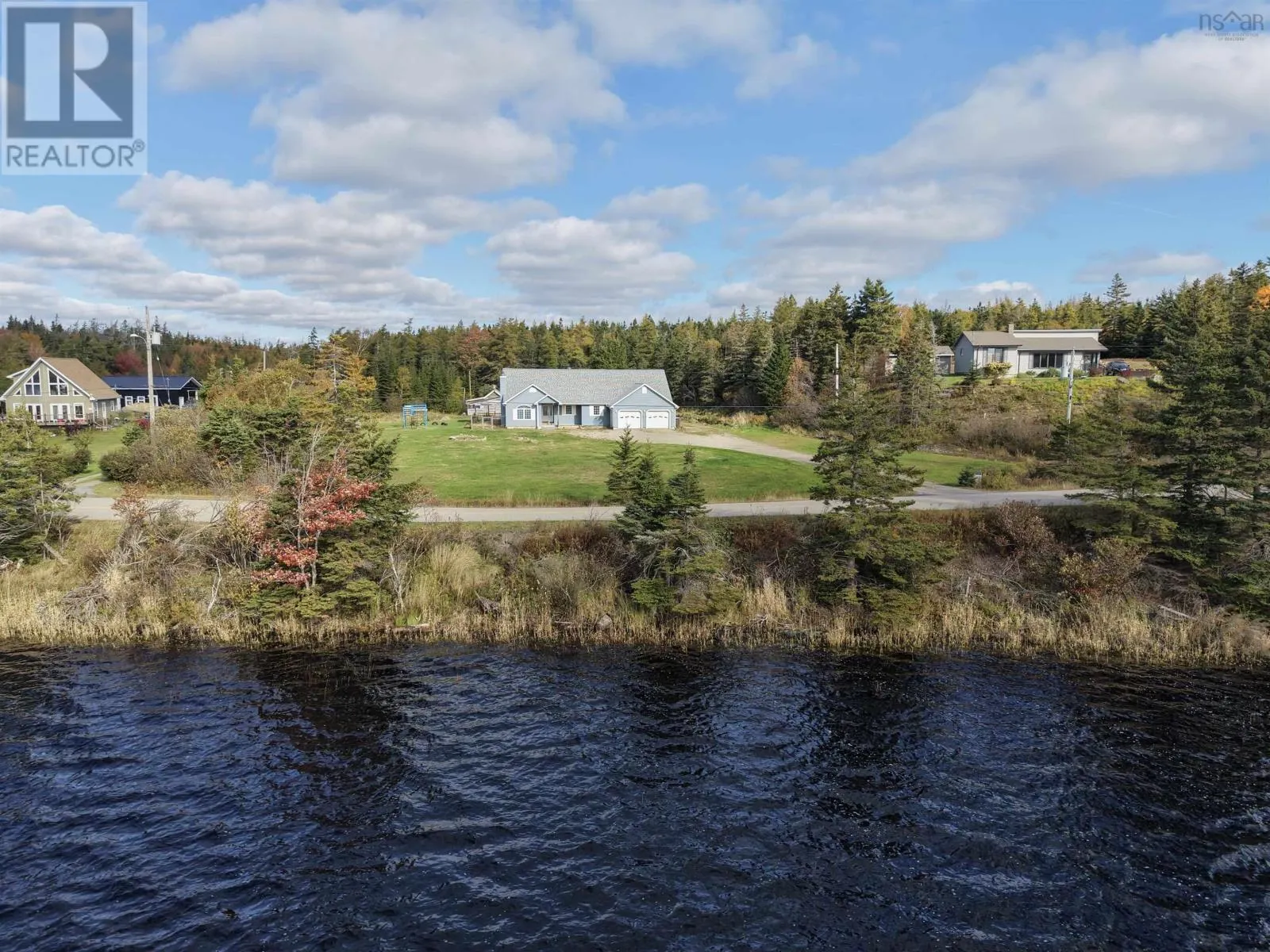 333 Lochside Rd.