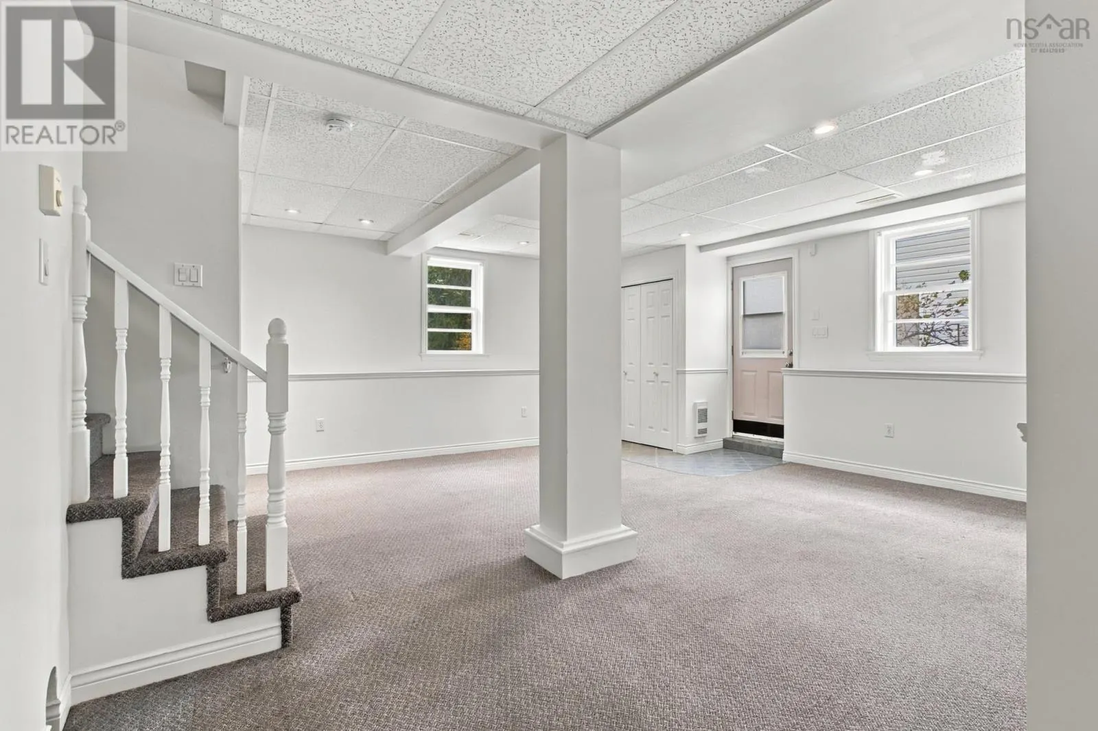 8 Rodney Road