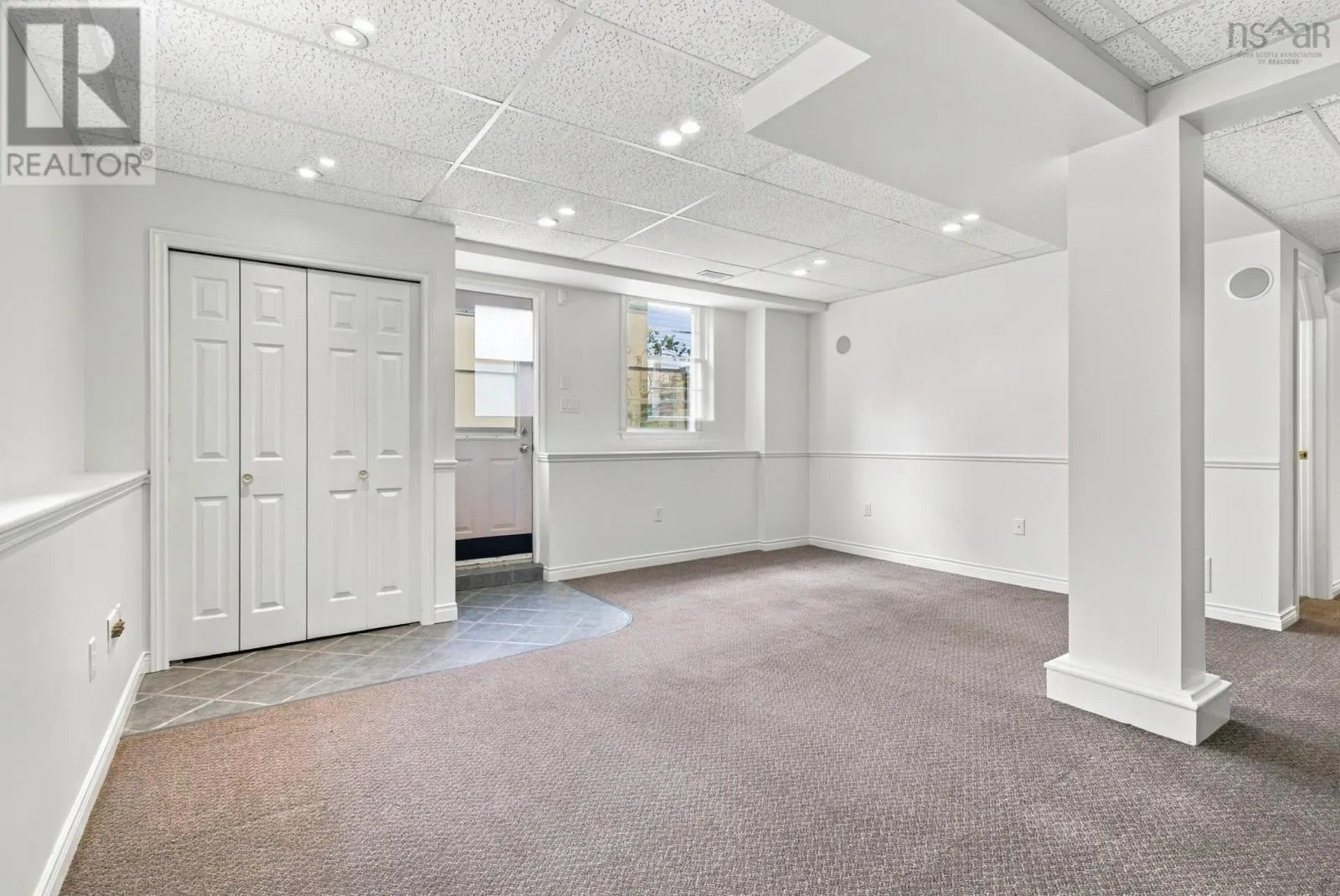 8 Rodney Road