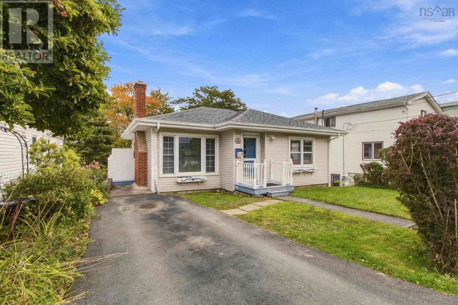 8 Rodney Road