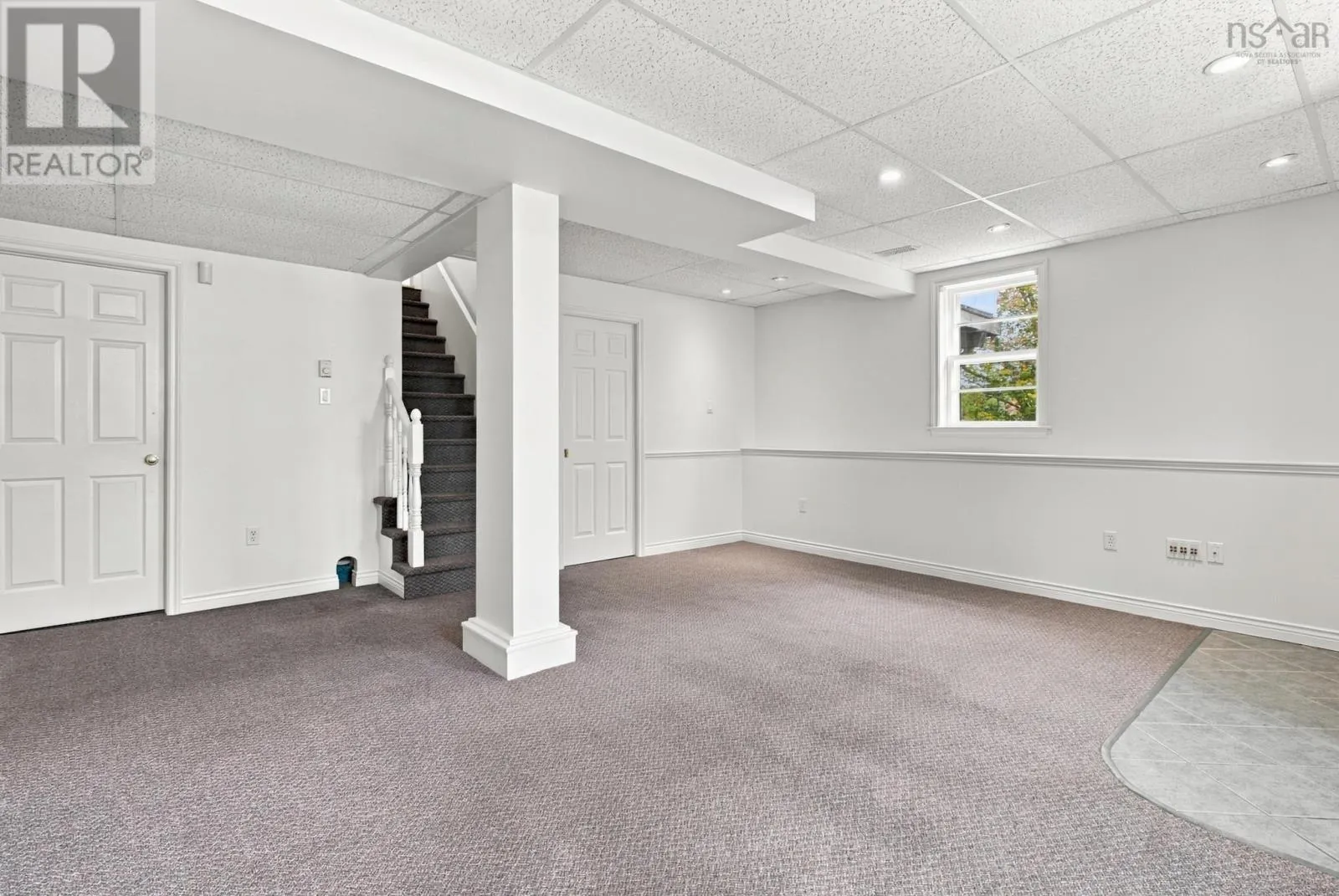 8 Rodney Road