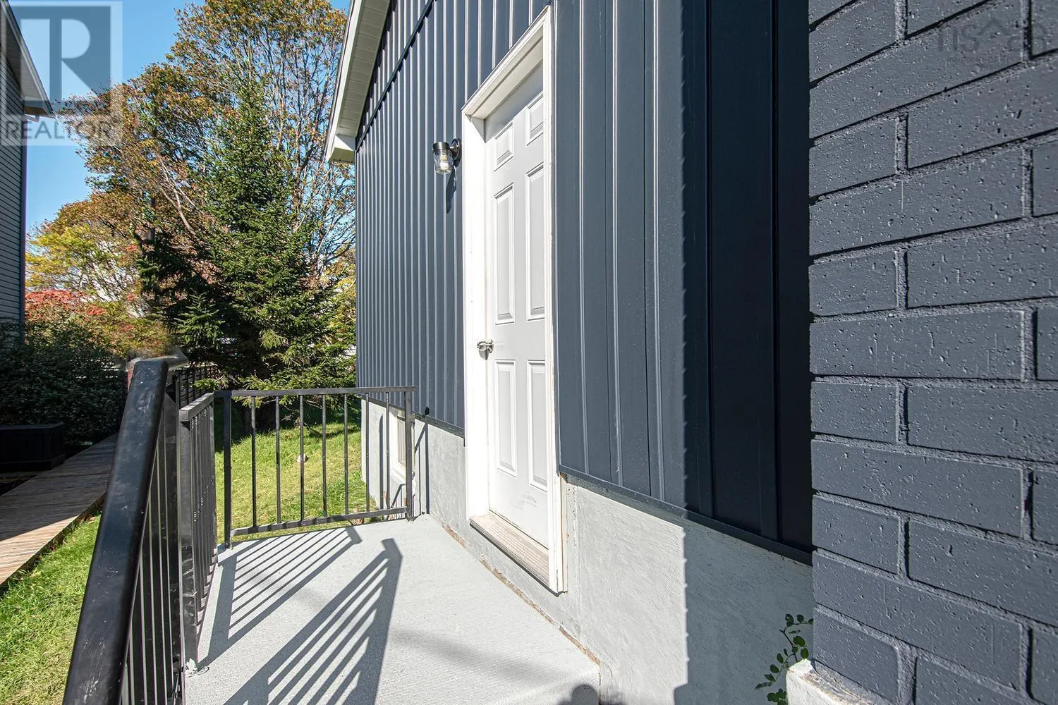 171 Renfrew Street