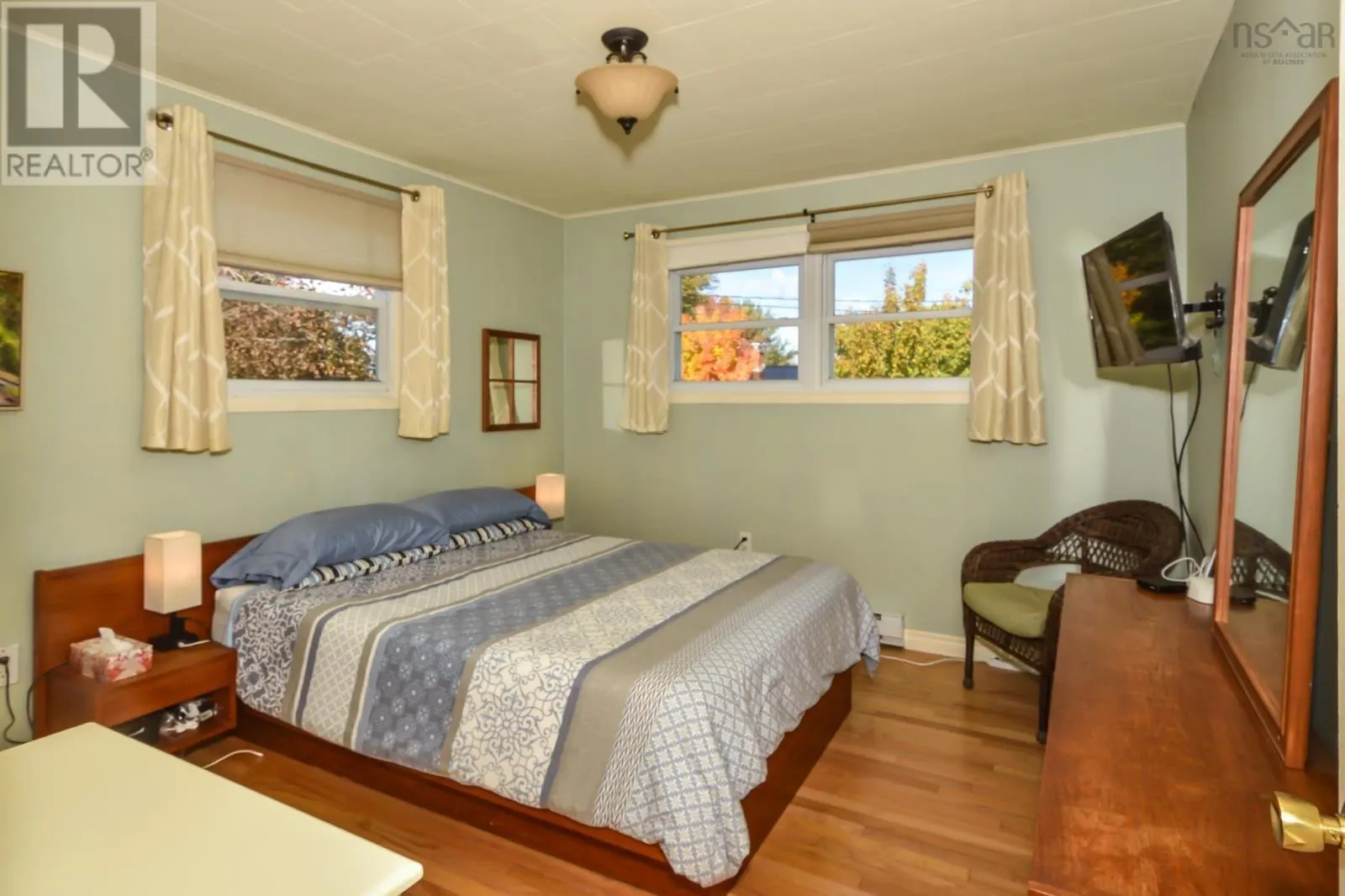 73 Forest Hill Road