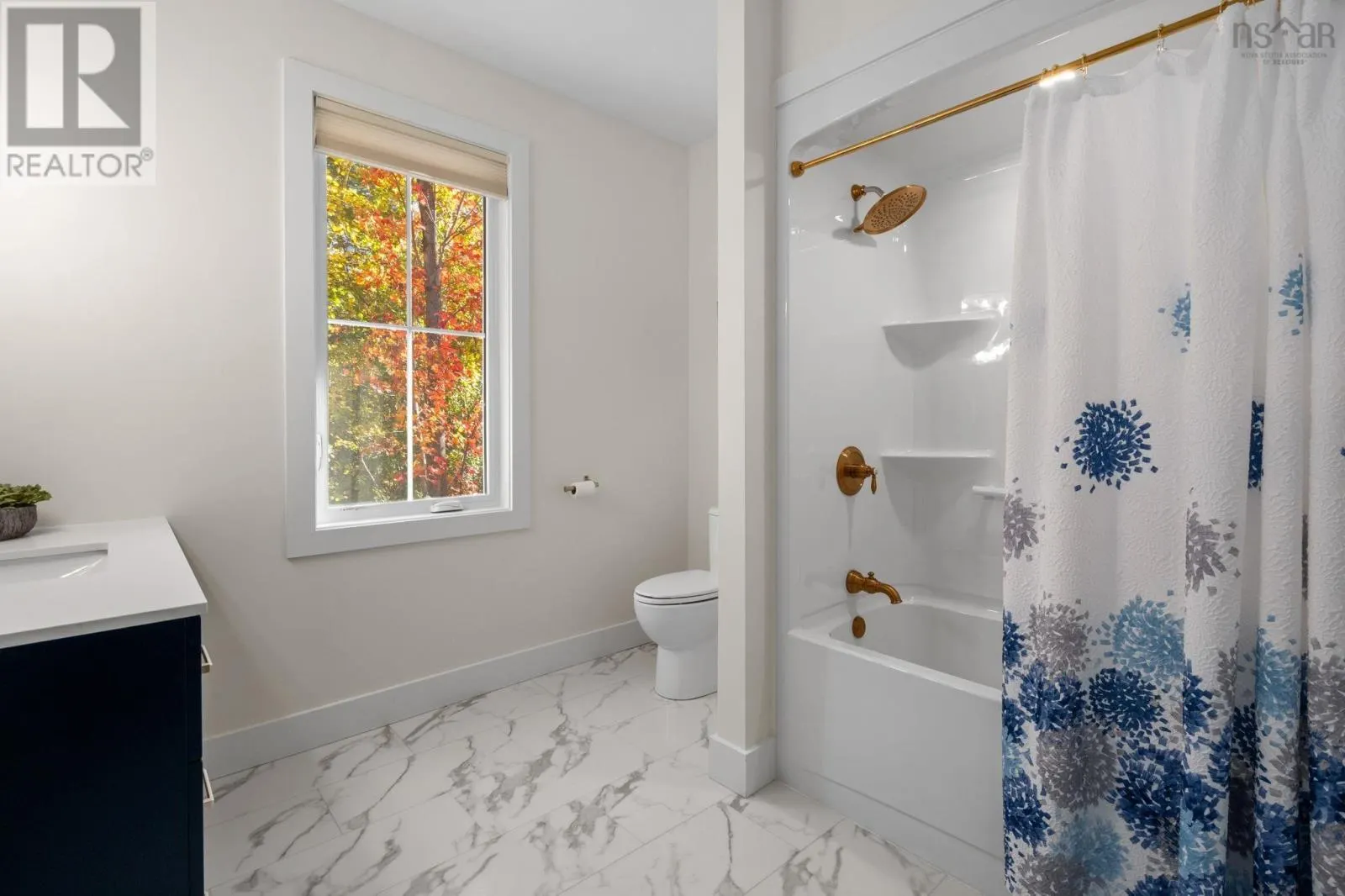 11 Honeycrisp Drive