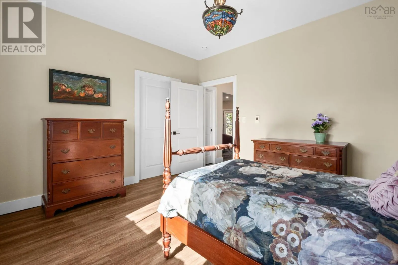11 Honeycrisp Drive