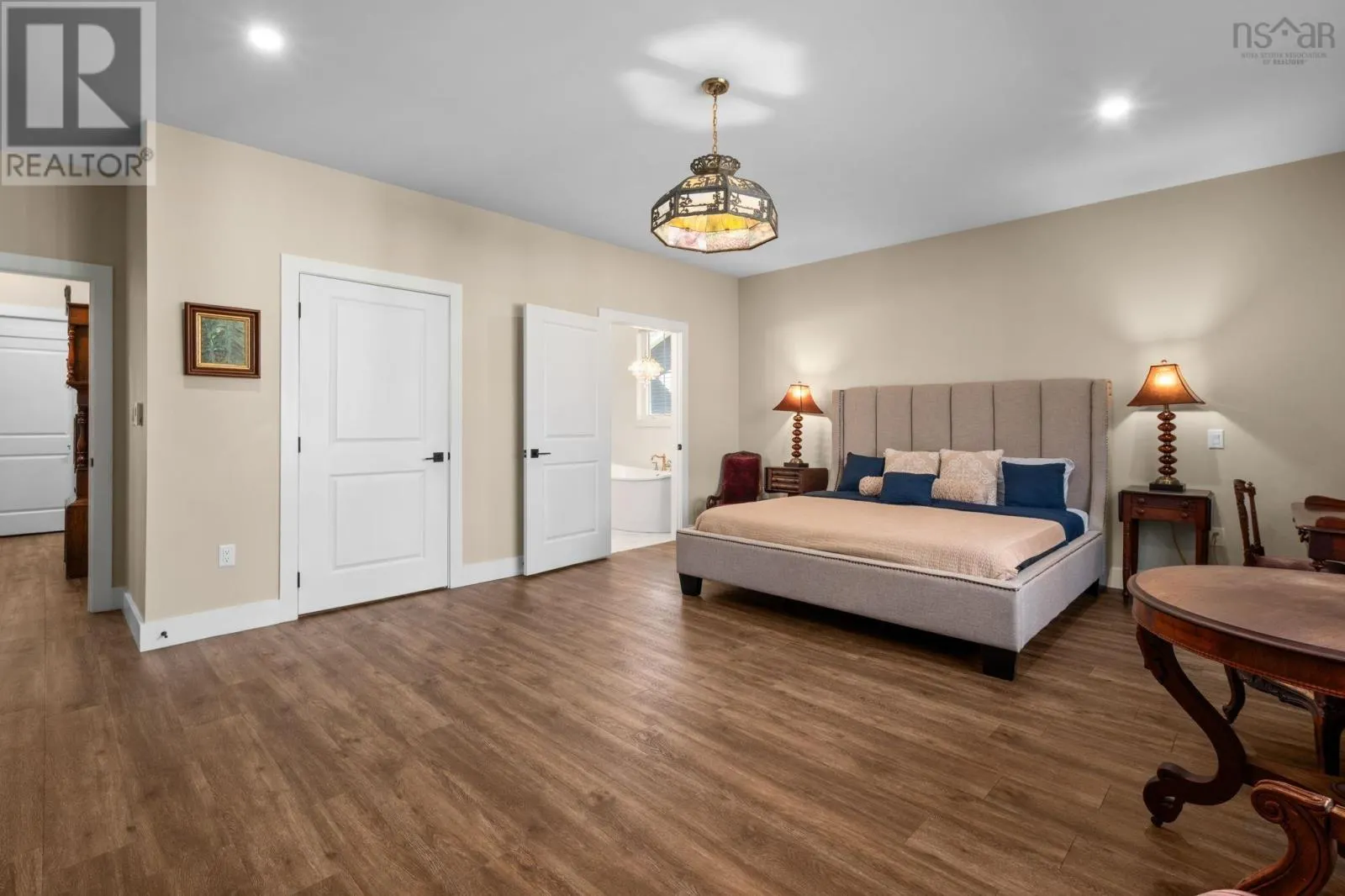 11 Honeycrisp Drive