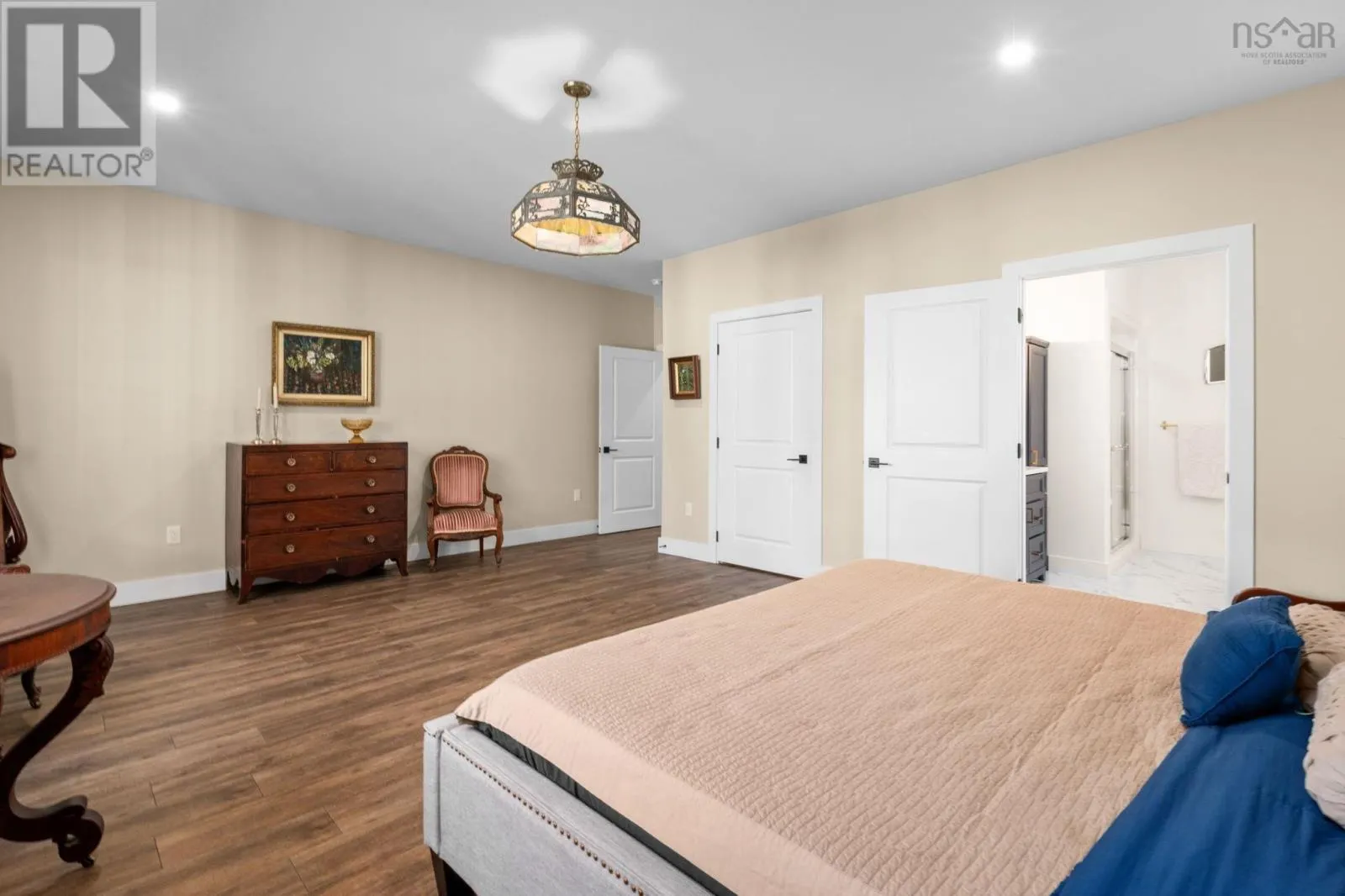 11 Honeycrisp Drive