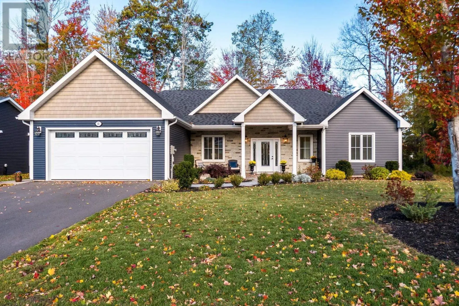 11 Honeycrisp Drive