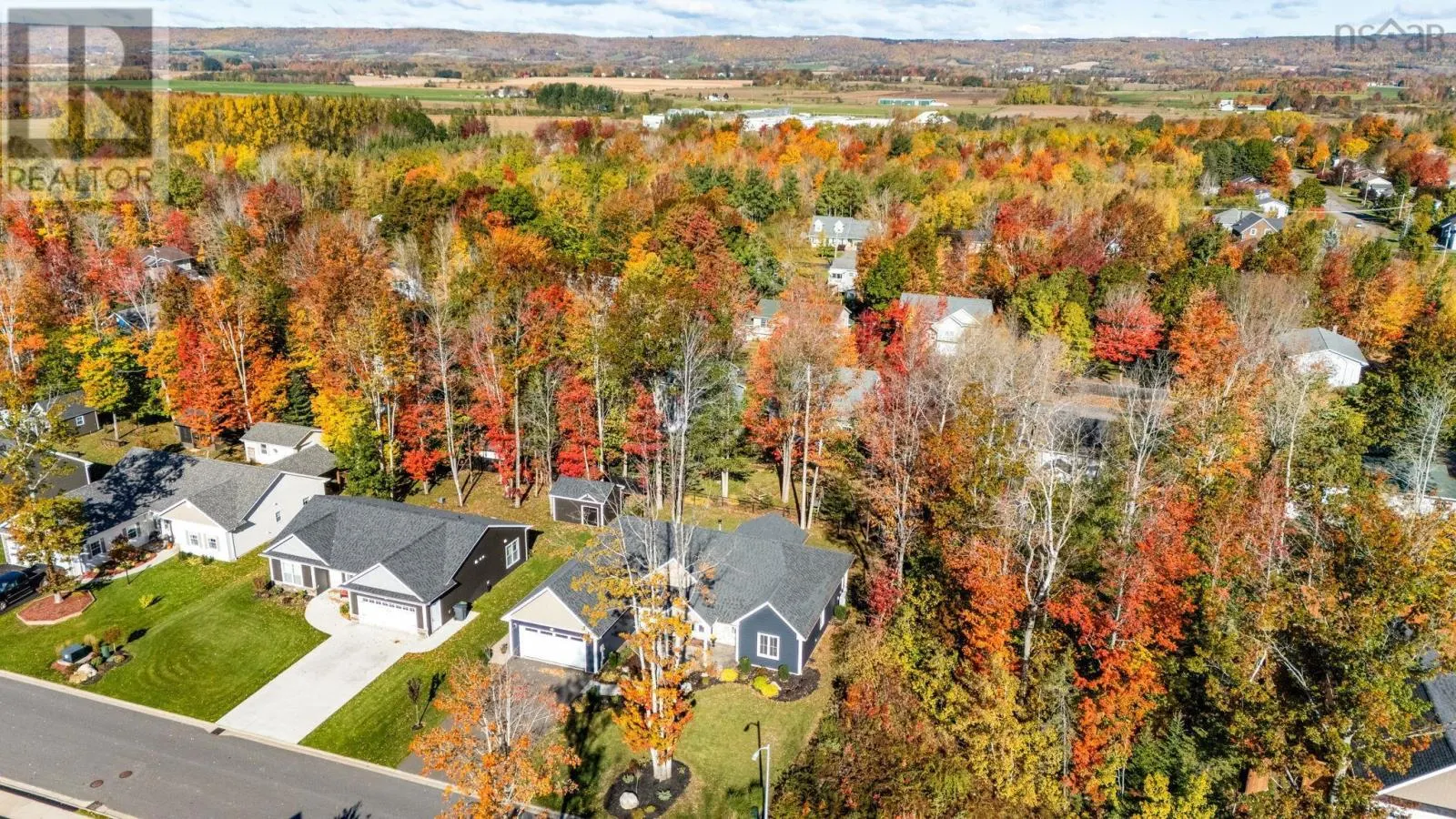 11 Honeycrisp Drive