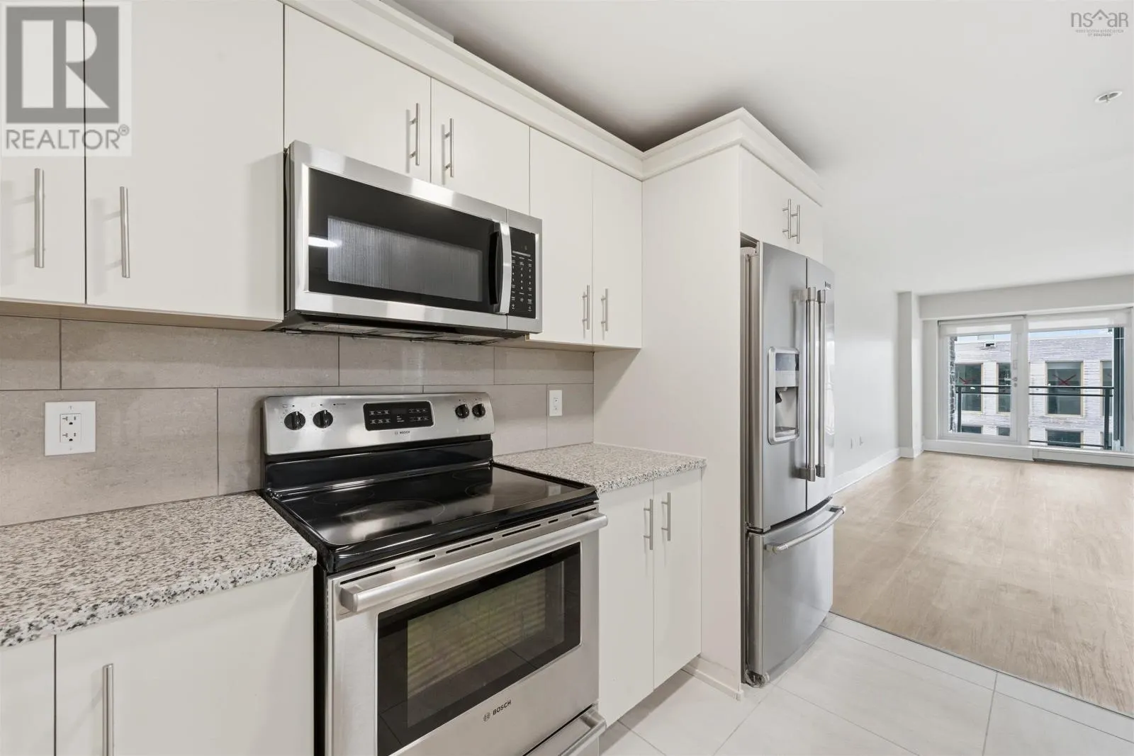 306 15 Kings Wharf Place