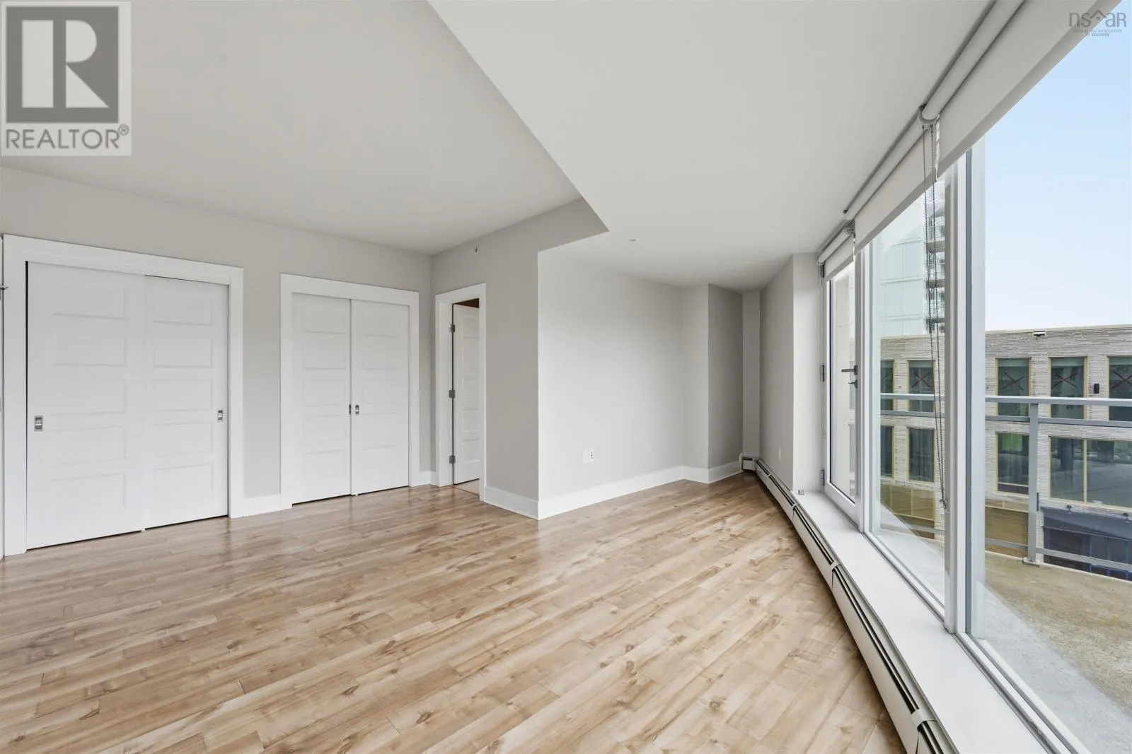 306 15 Kings Wharf Place
