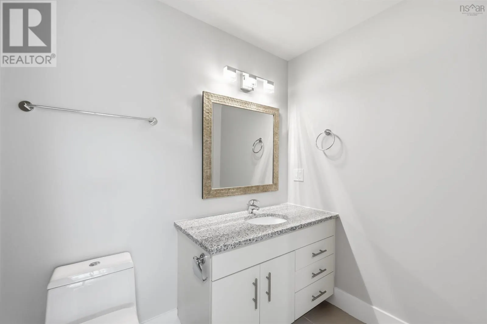 306 15 Kings Wharf Place