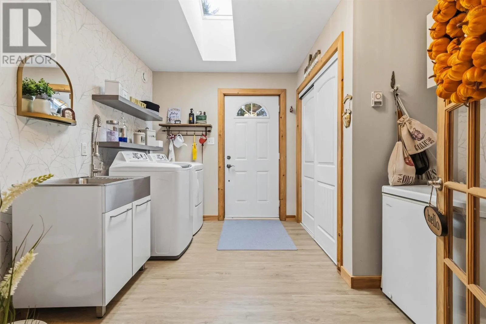 1037 High Landing Road