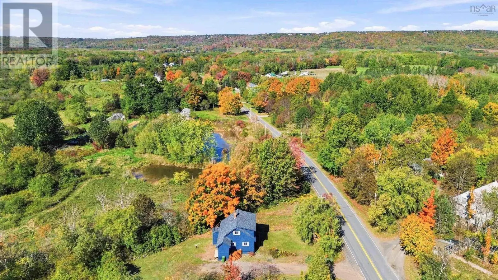 2043 Highway 359