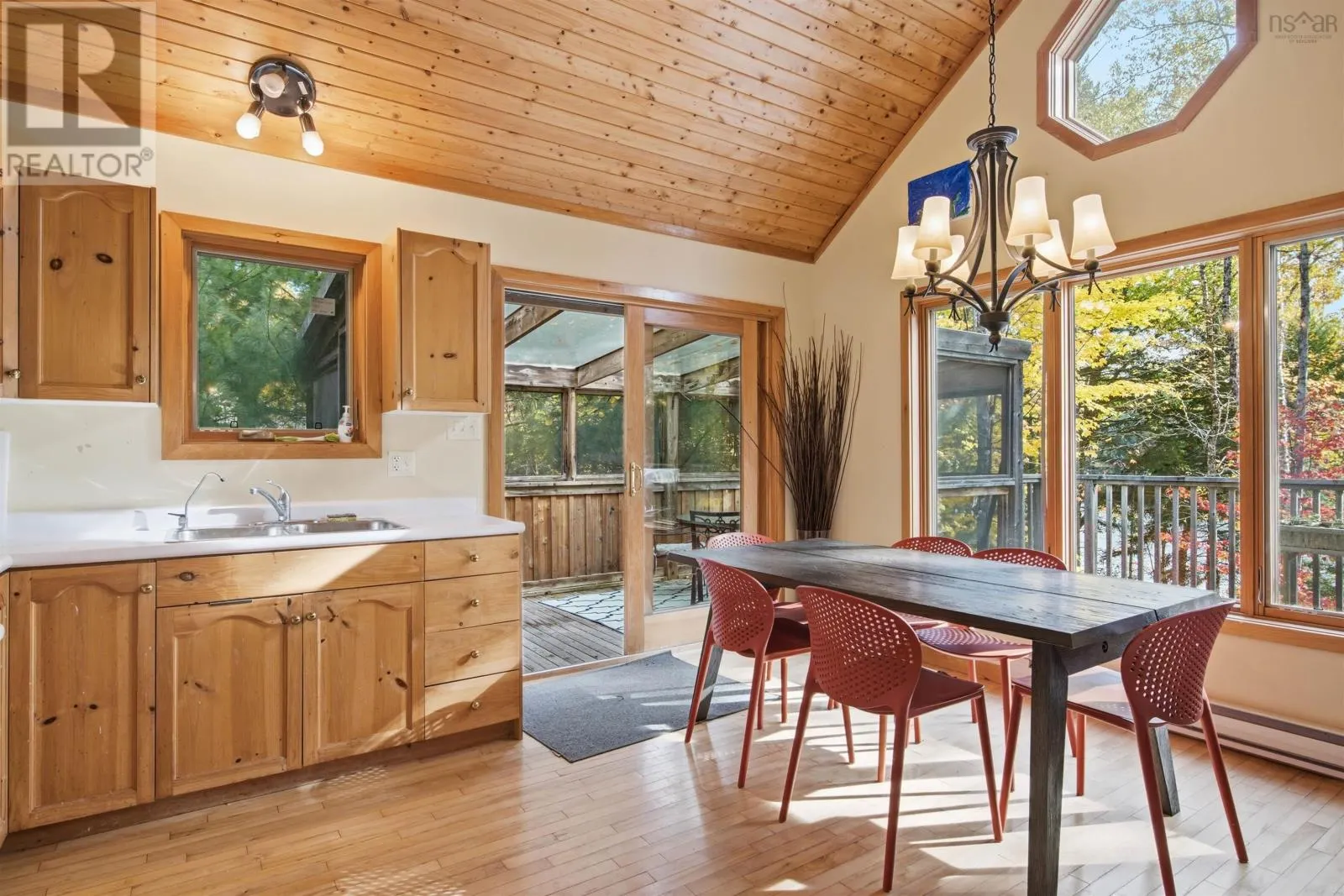 142 Canyon Point Road
