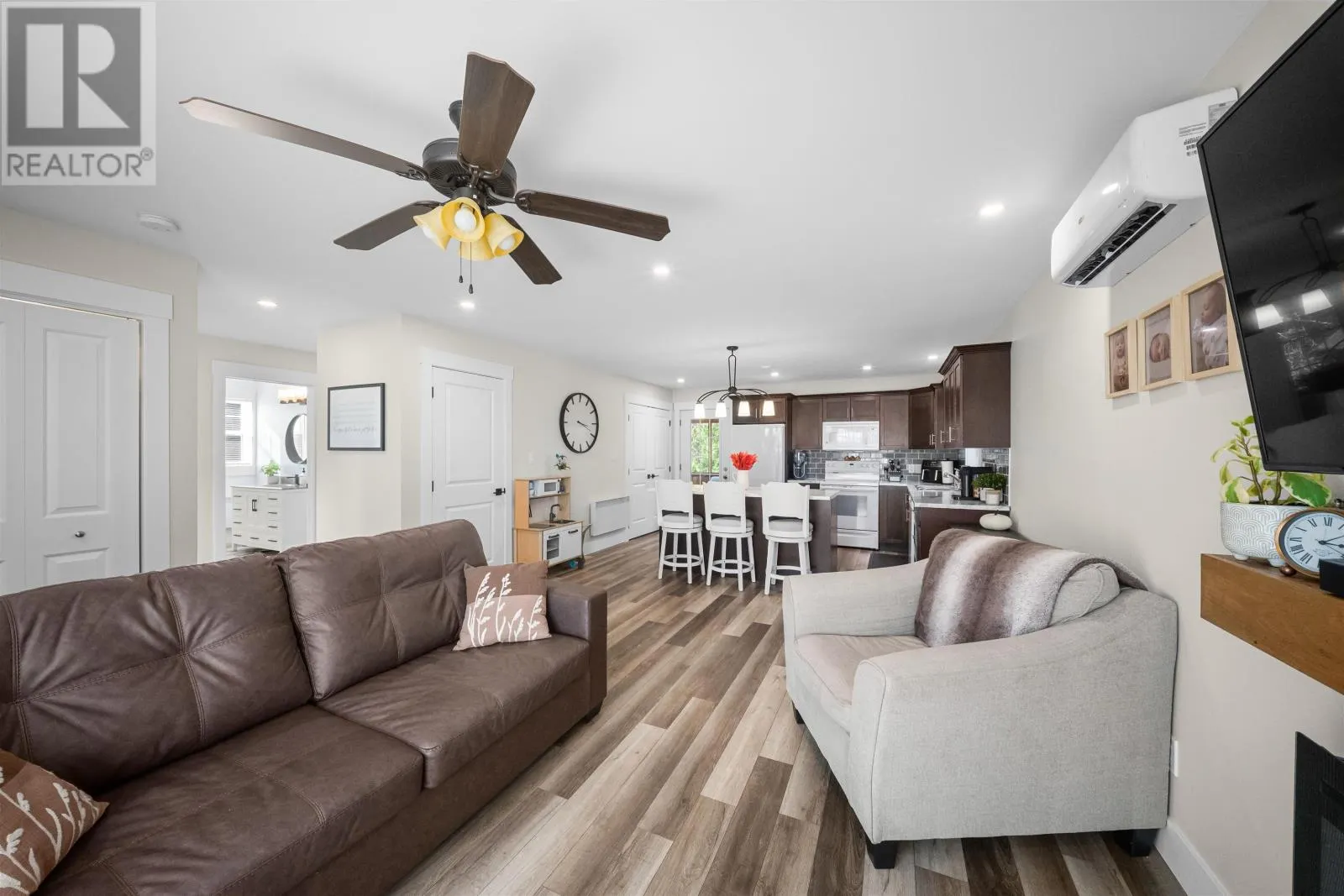 879 Ellerslie Road