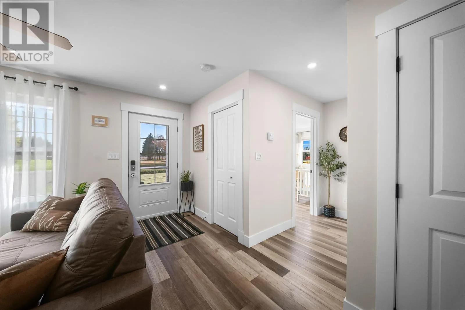 879 Ellerslie Road