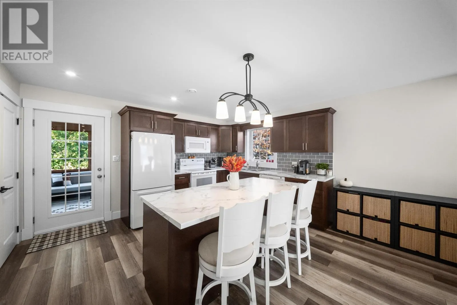 879 Ellerslie Road