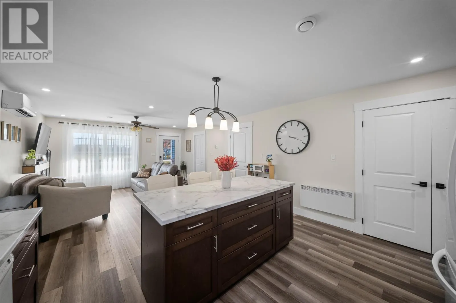 879 Ellerslie Road