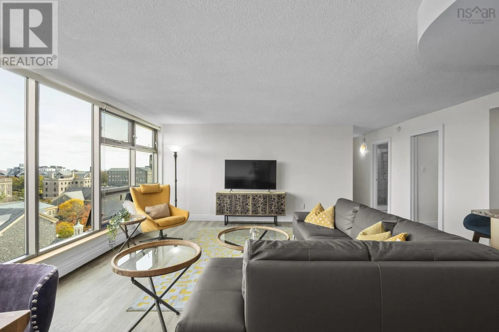 1003 6369 Coburg Road