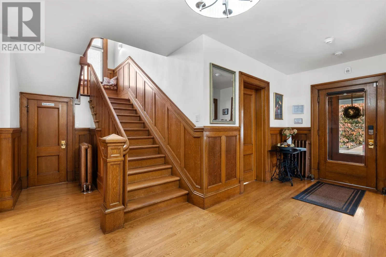 156 Summer Street S