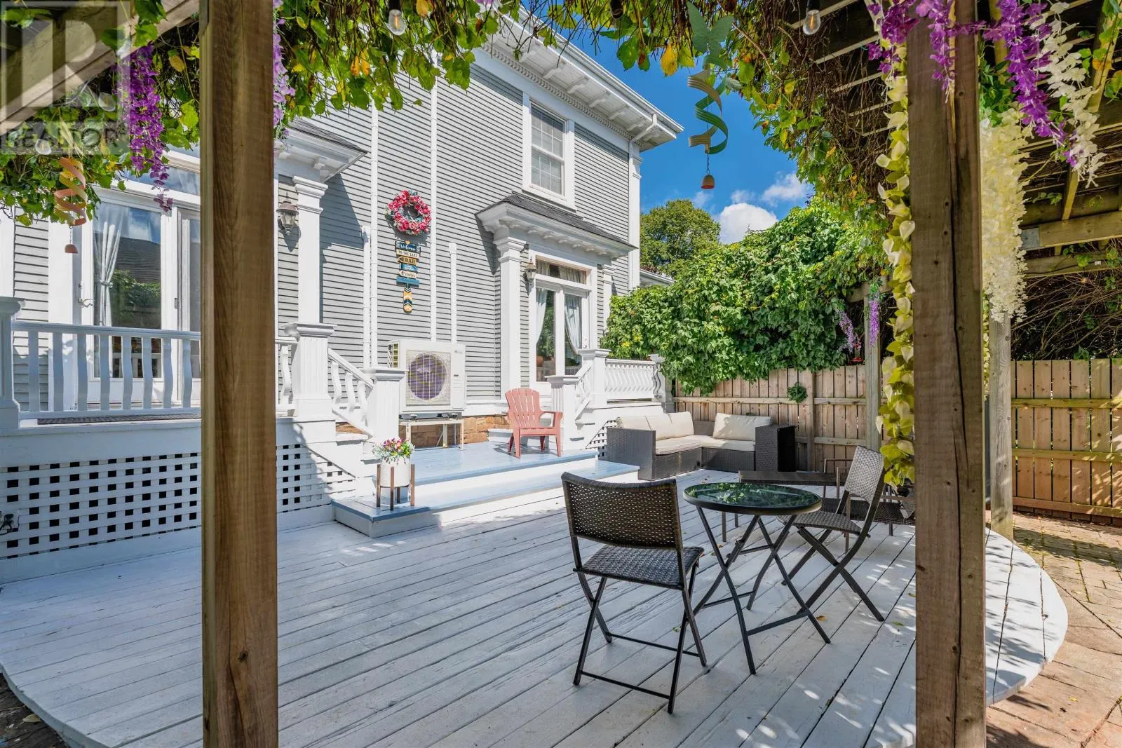 156 Summer Street S