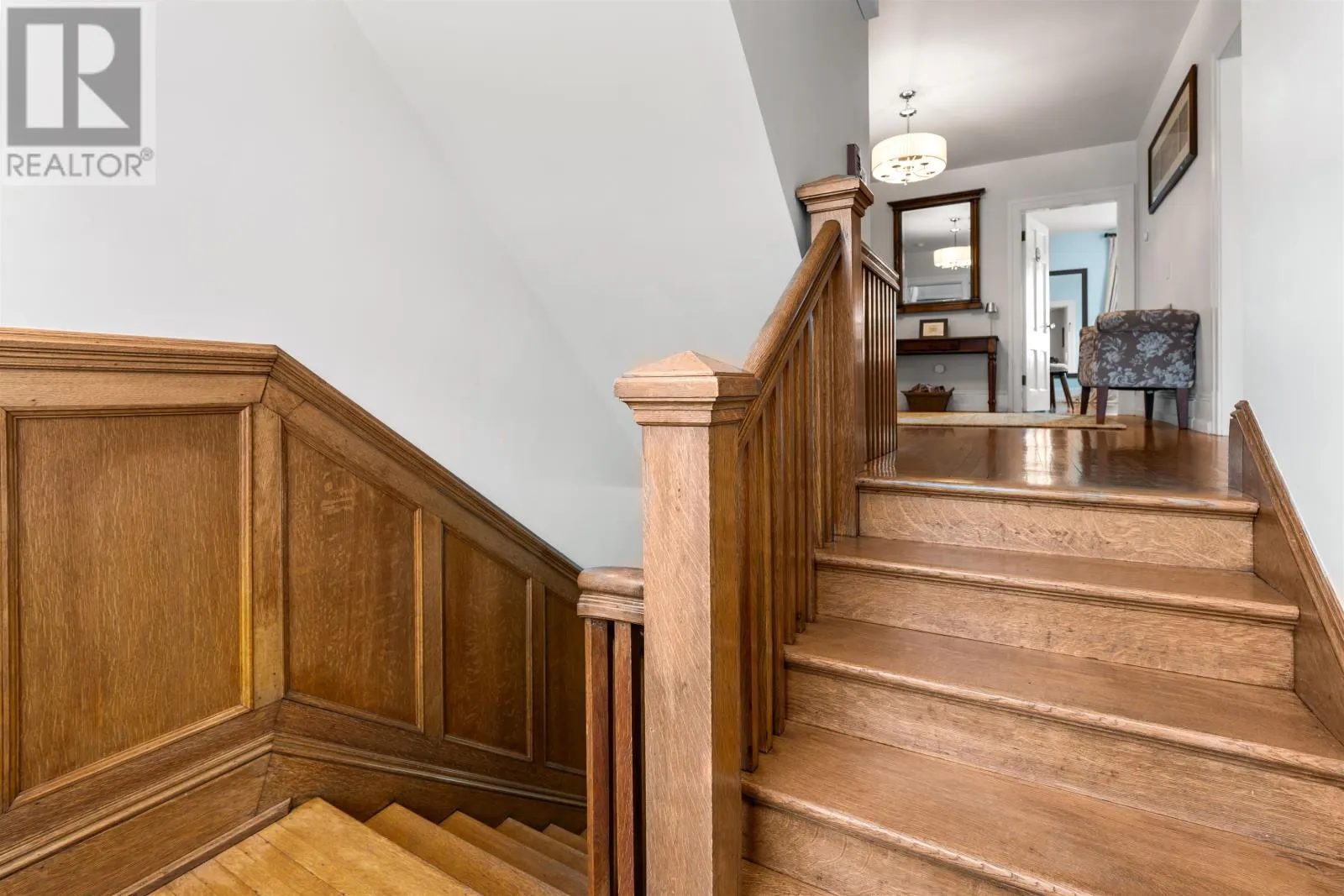 156 Summer Street S
