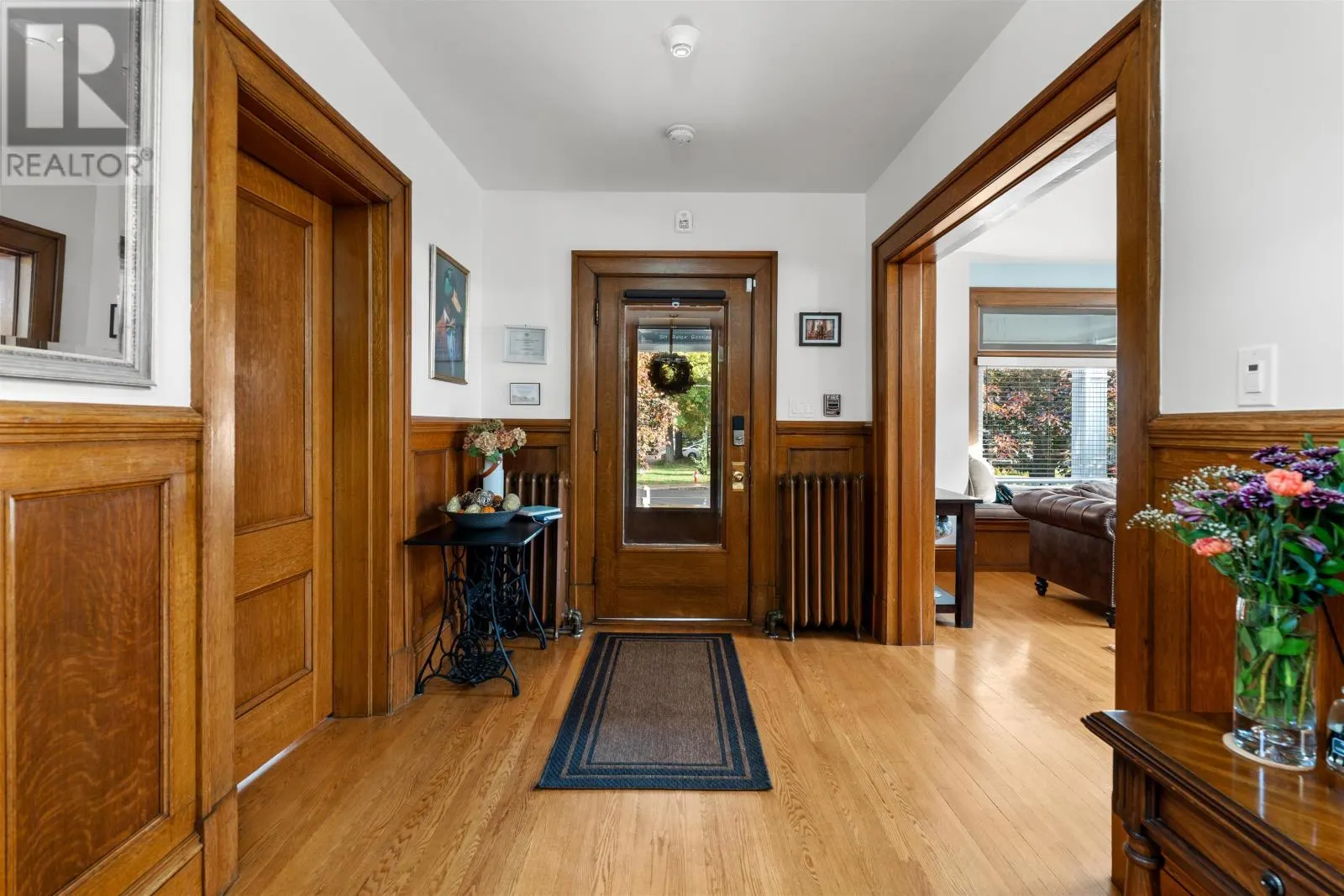156 Summer Street S