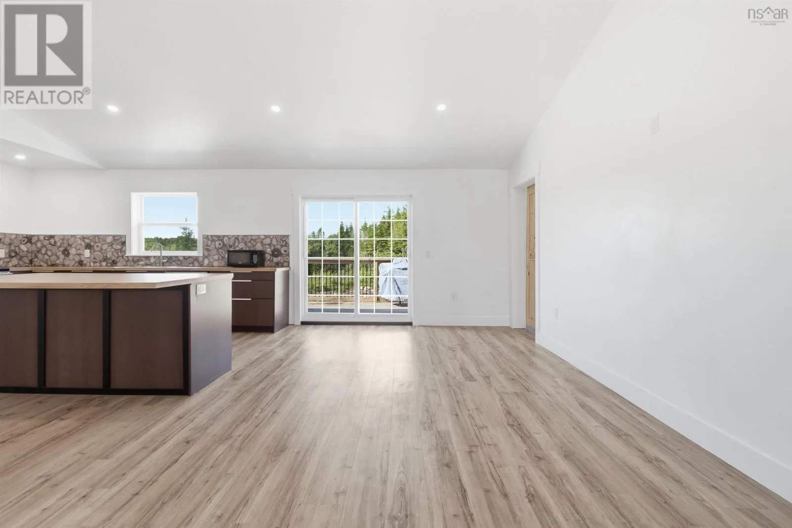 42 Bretton Woods Road