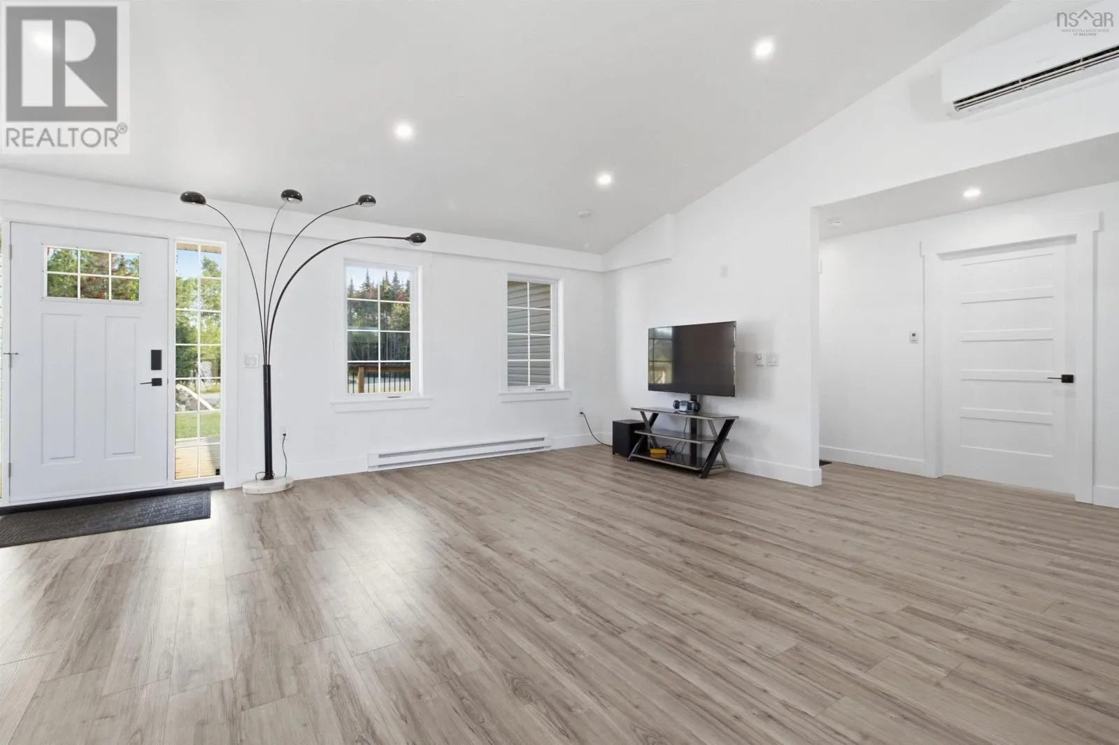 42 Bretton Woods Road