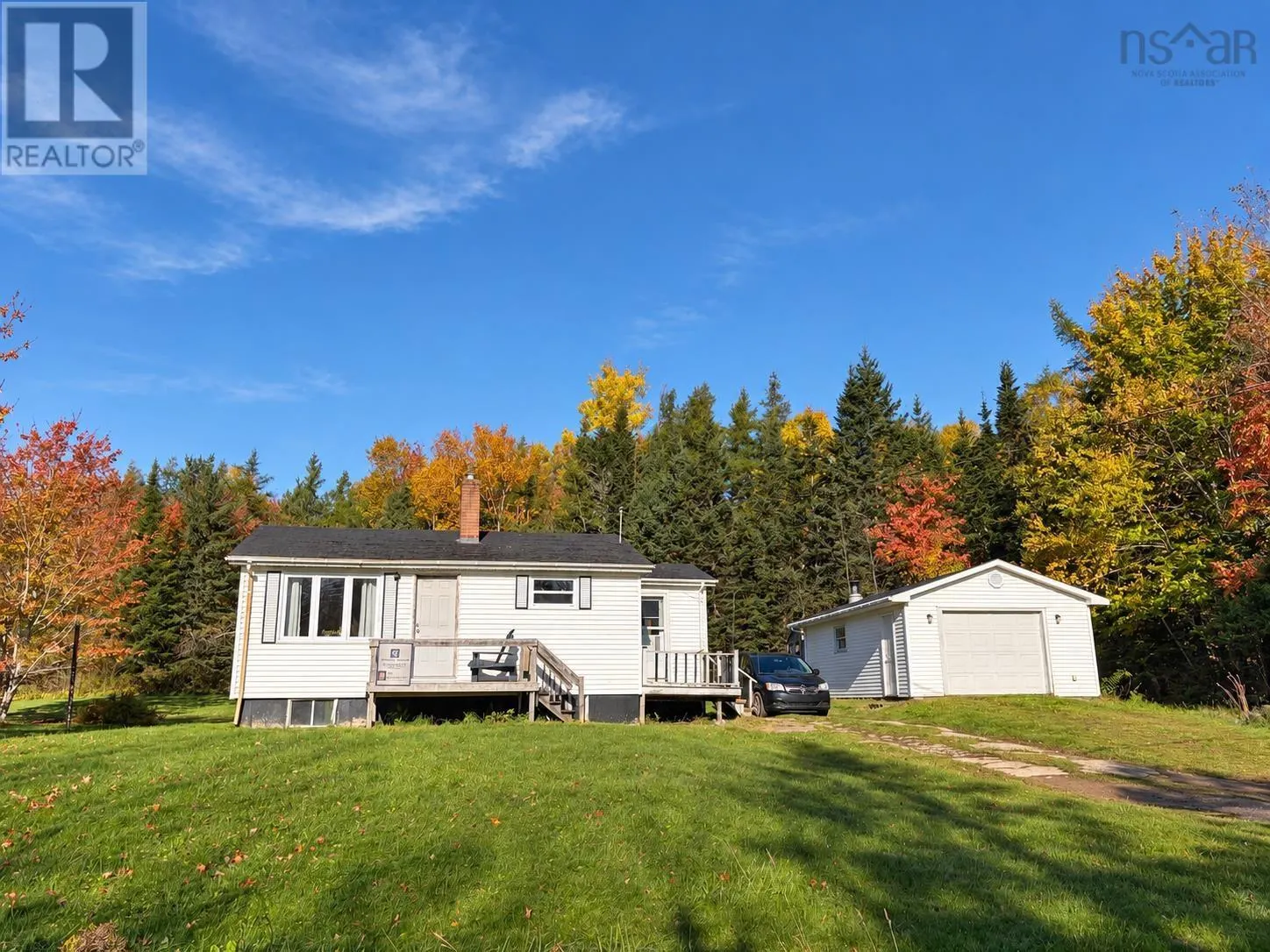 519 Cenotaph Road