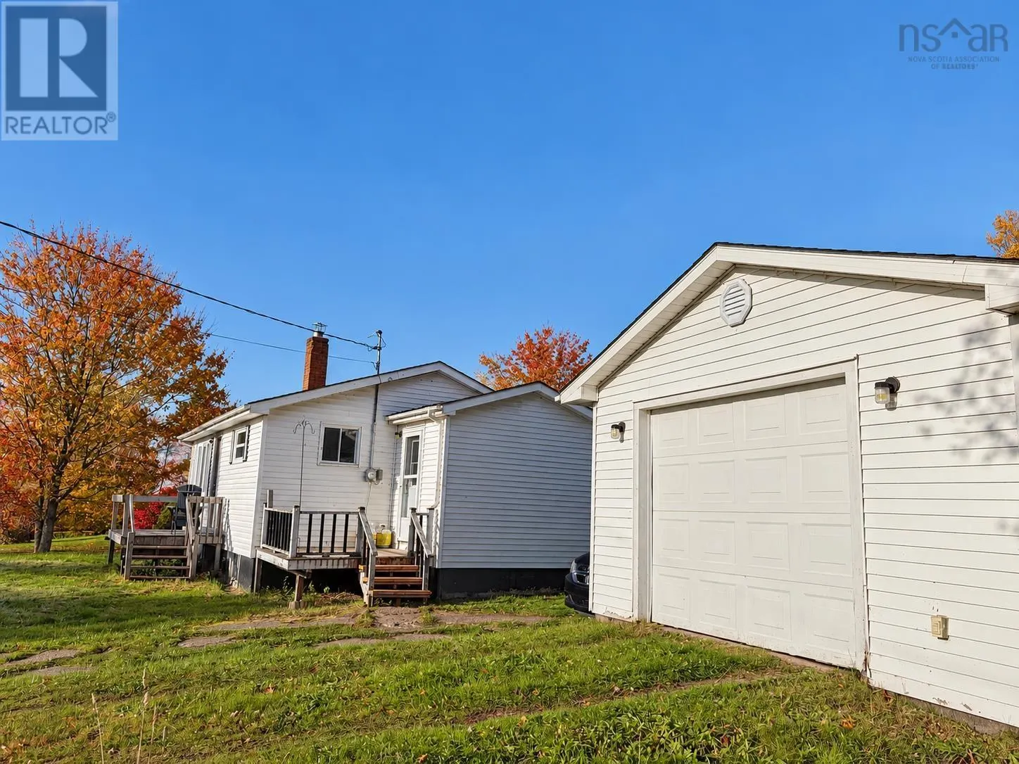 519 Cenotaph Road