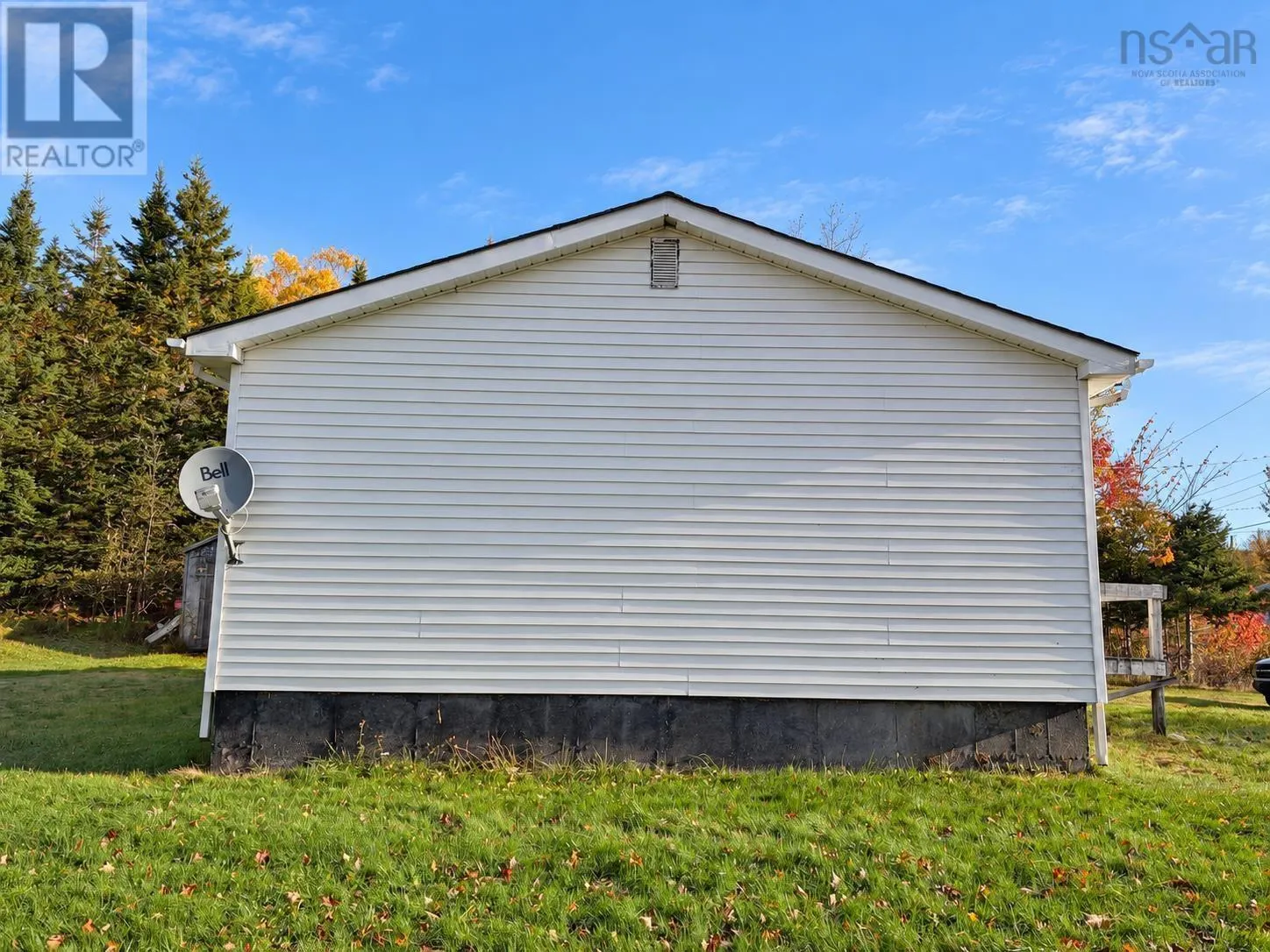 519 Cenotaph Road