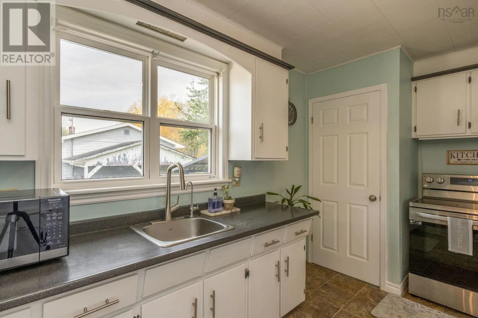 148 Maple Avenue