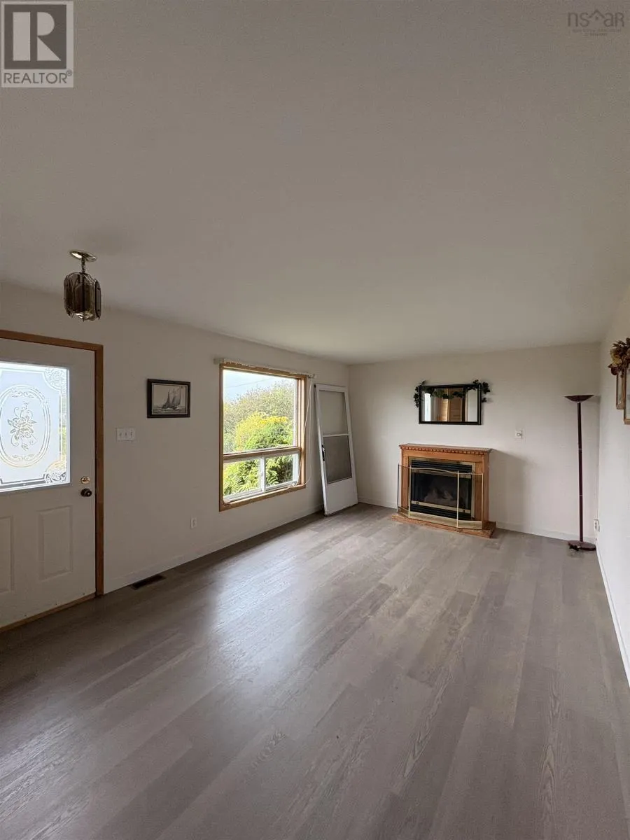 8013 Highway 209