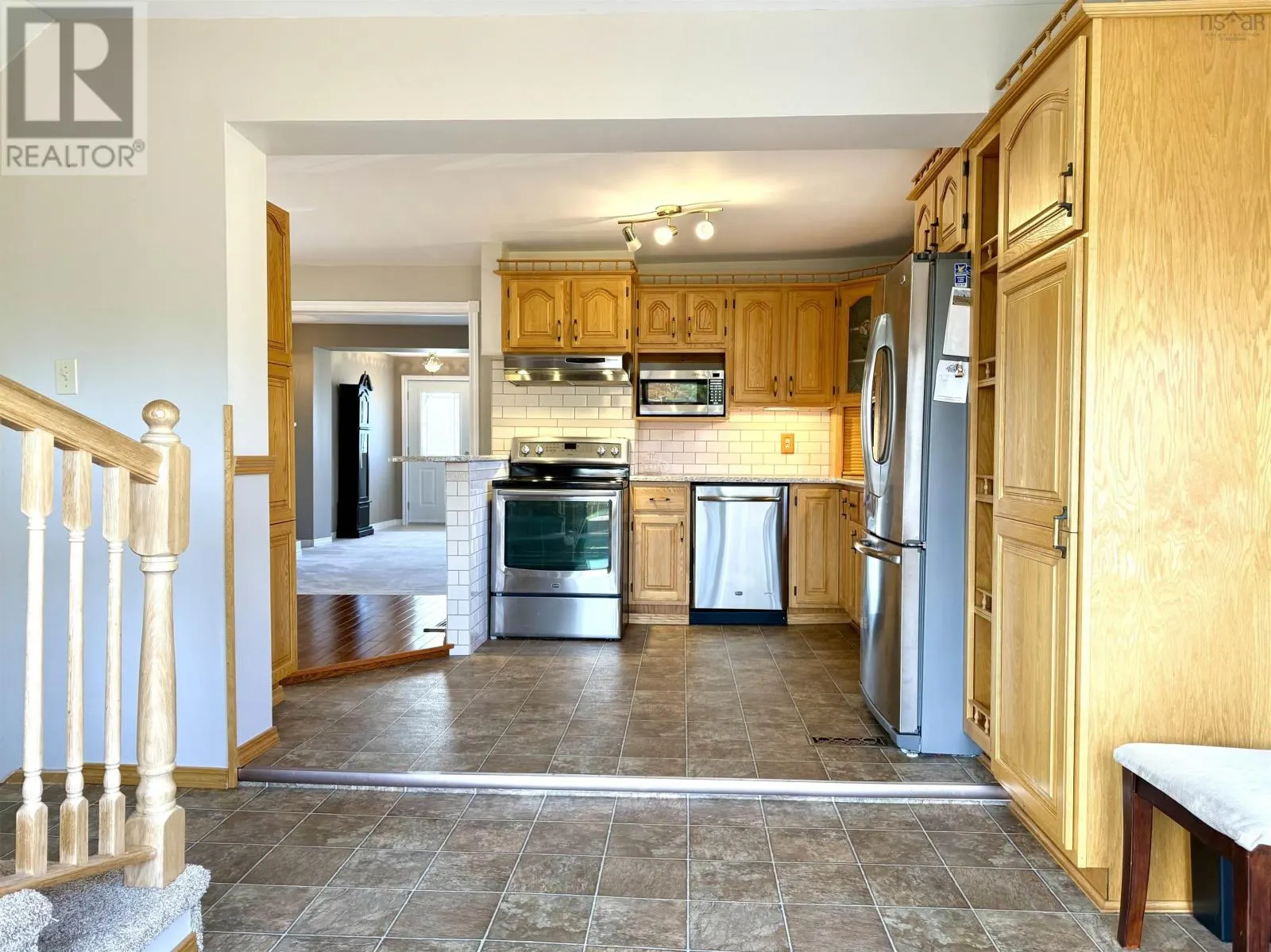 84/86 Elm Street