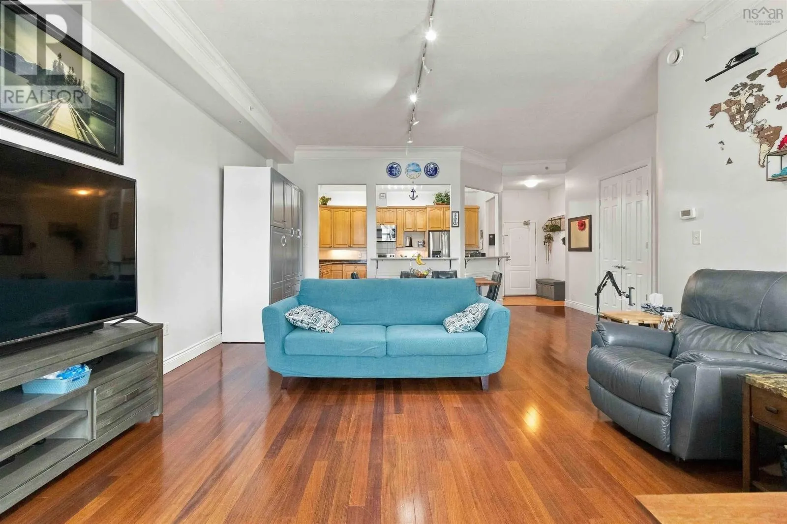 Unit 410 79 Bedros Lane
