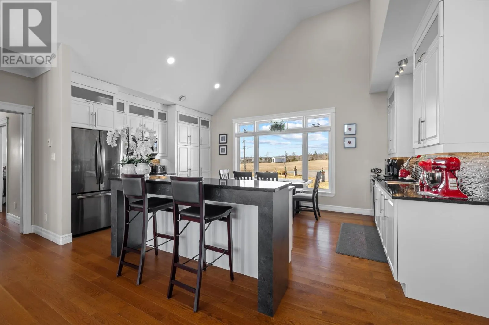 77 Highland View Drive