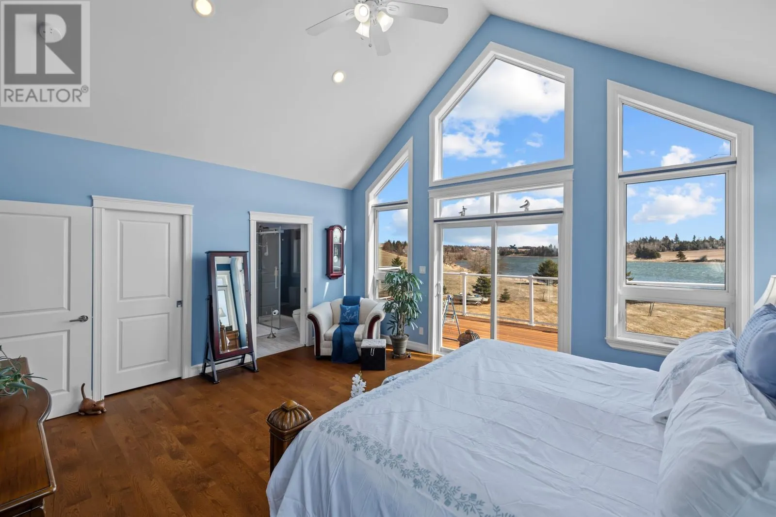 77 Highland View Drive
