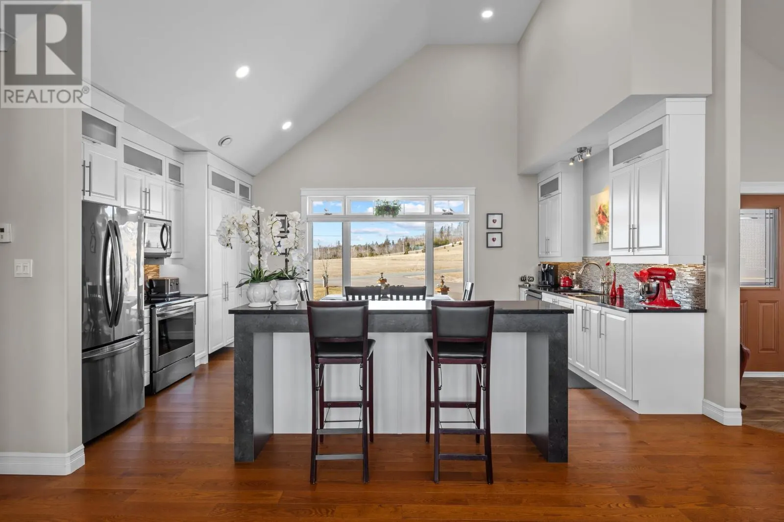 77 Highland View Drive