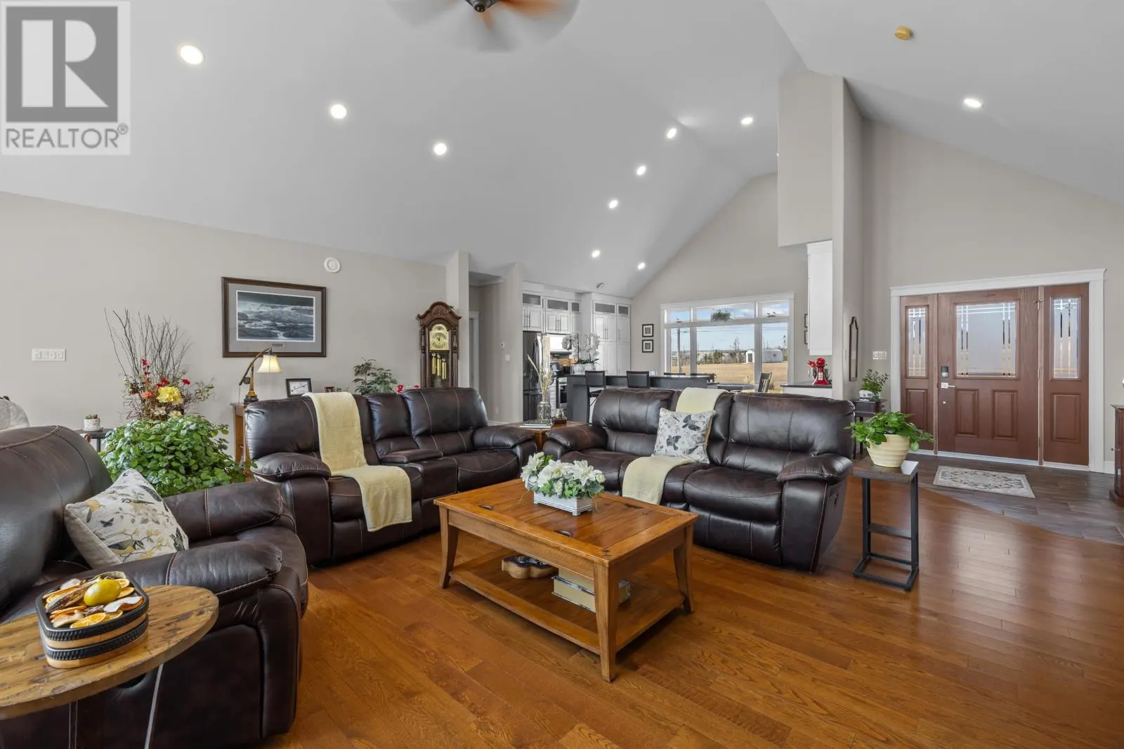 77 Highland View Drive